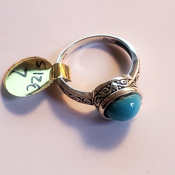 Silver and Faux turquoise filigree .925 pure silver ring Size 7 NEW condition